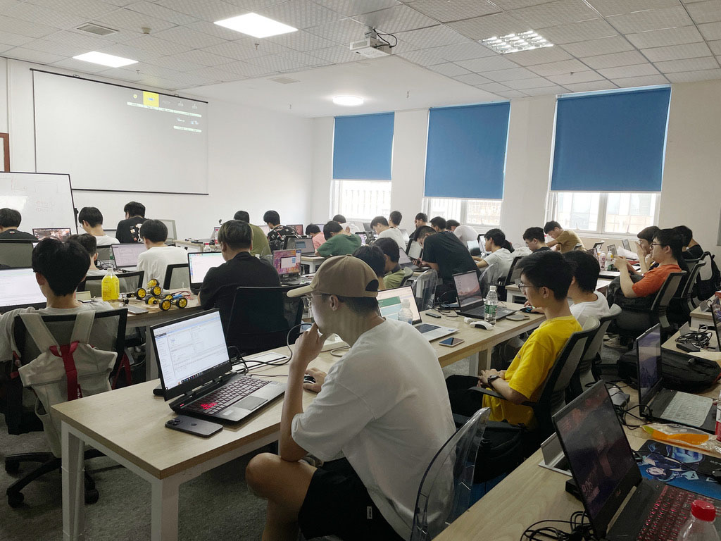 FPGA��ѵѧԱ��н��ҵ����ͼ��